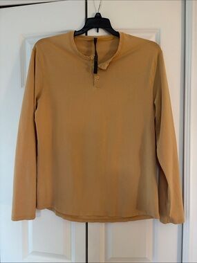lululemon athletica Men's Long Sleeve Henley - Mustard